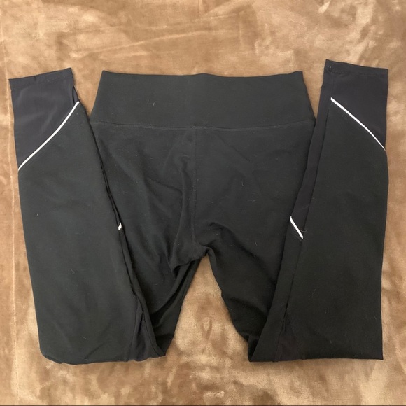 Fabletics- High-Waisted Mesh PowerHold® Leggings - Picture 4 of 4